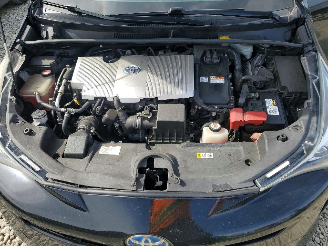 2016 TOYOTA PRIUS
