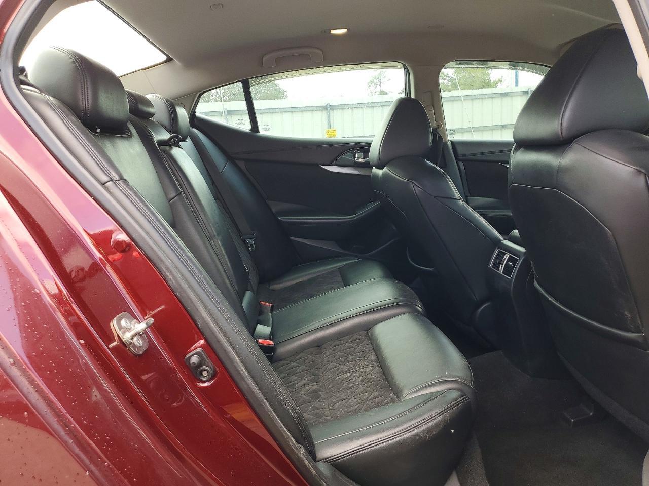 2016 NISSAN Maxima