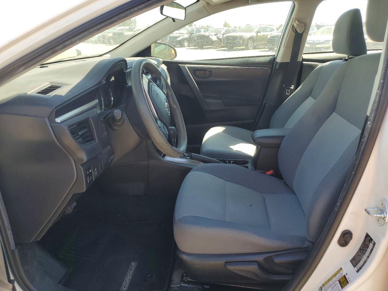 2015 TOYOTA COROLLA