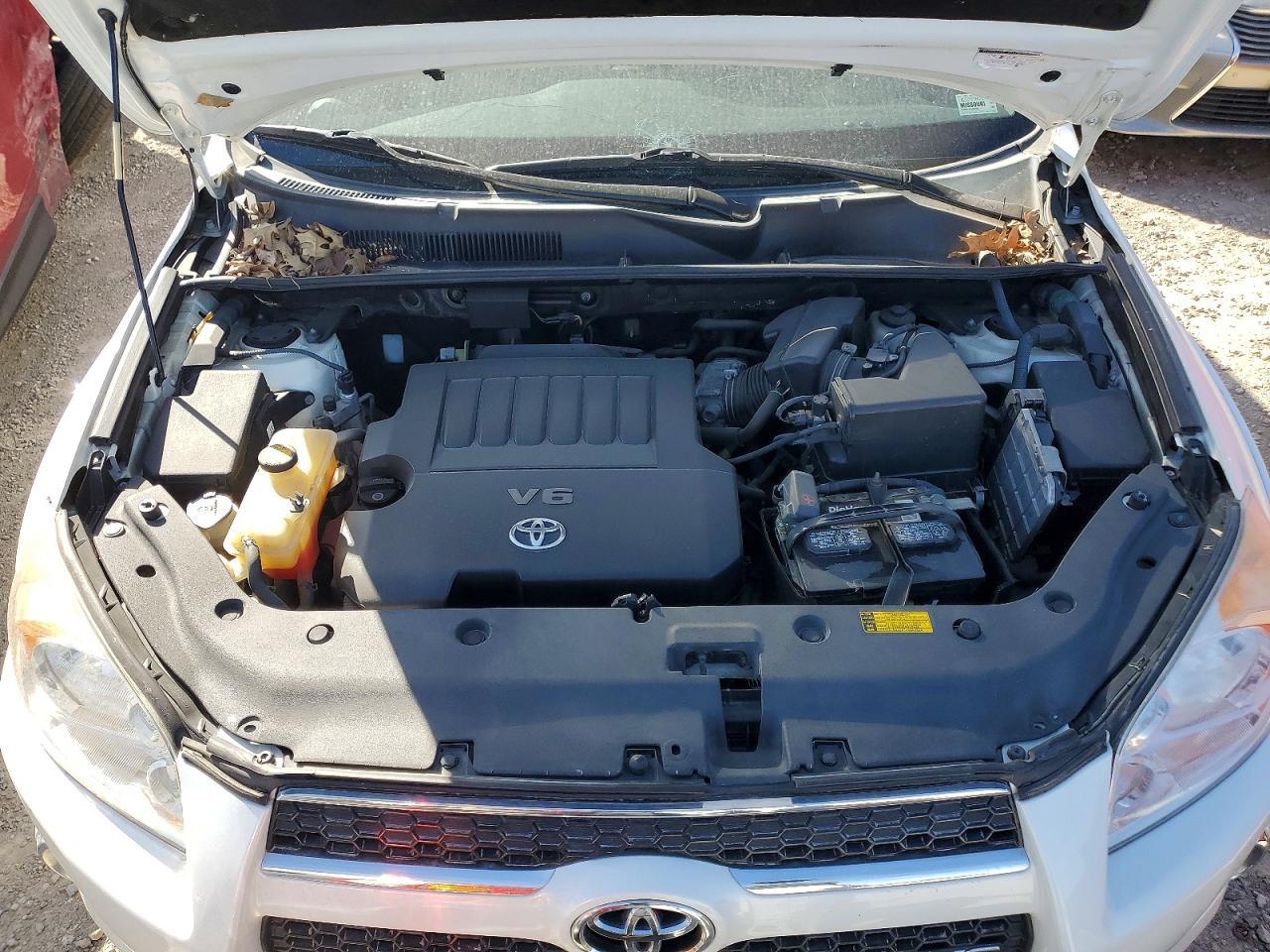 2012 TOYOTA RAV4