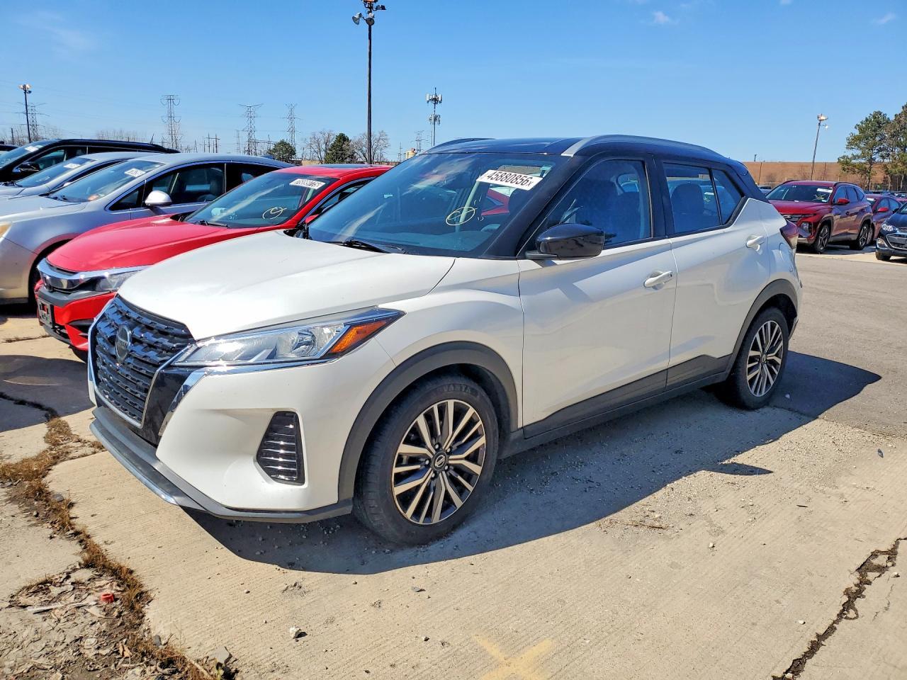 2021 NISSAN KICKS