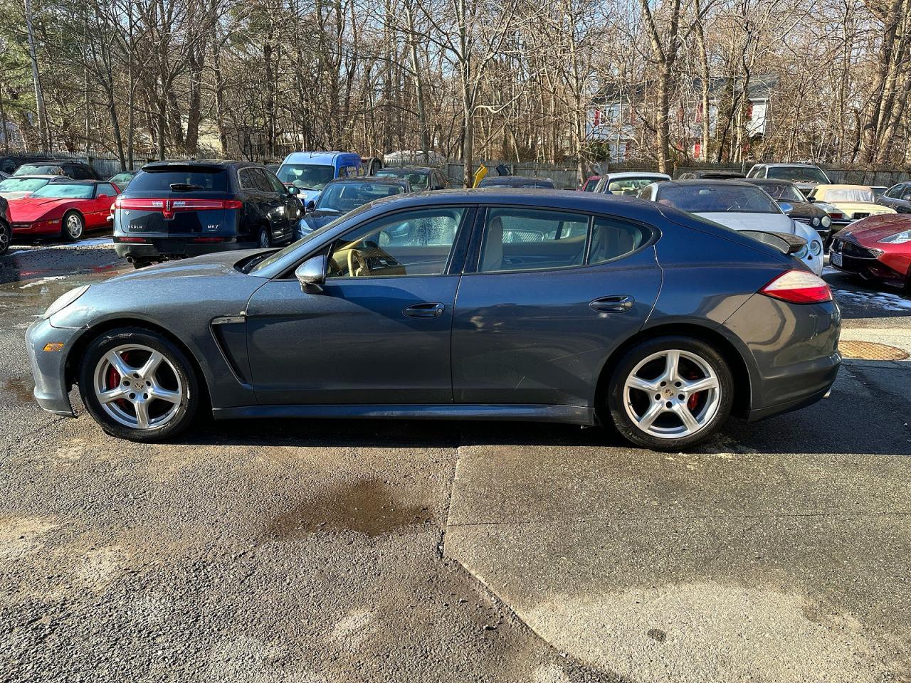 2013 PORSCHE Panamera