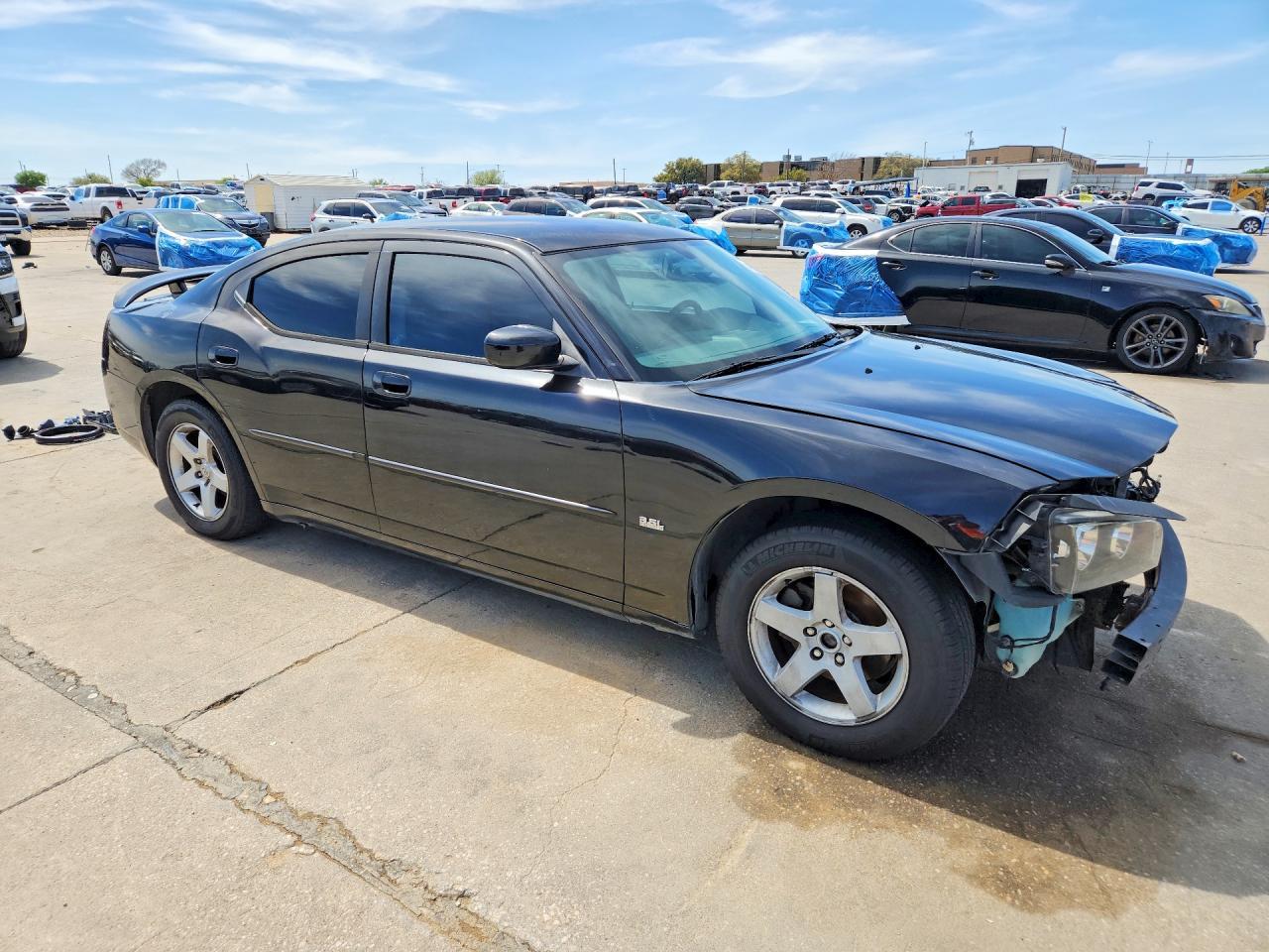 2010 DODGE CHARGER