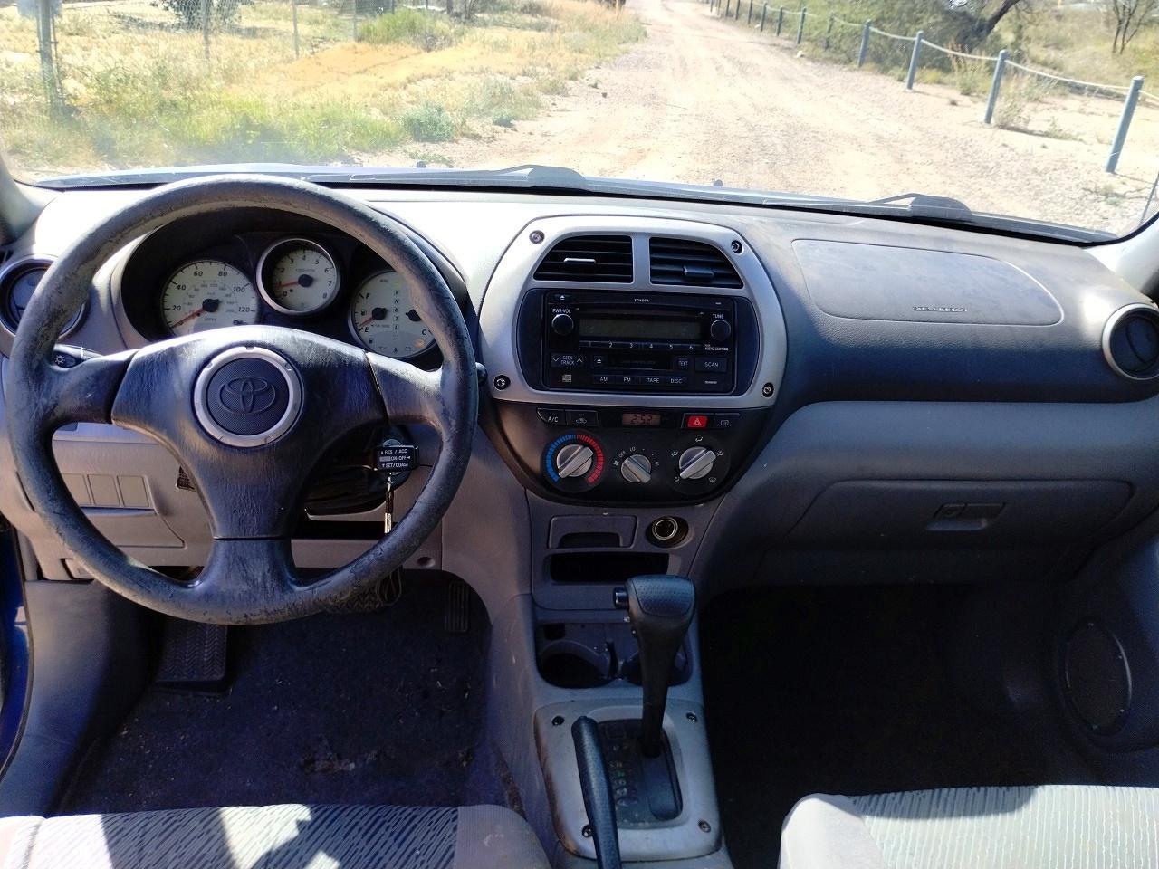 2003 TOYOTA RAV4