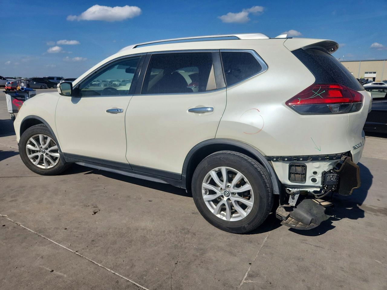 2018 NISSAN ROGUE