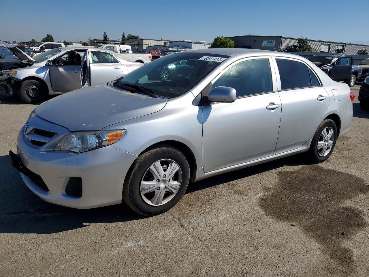 2013 TOYOTA COROLLA