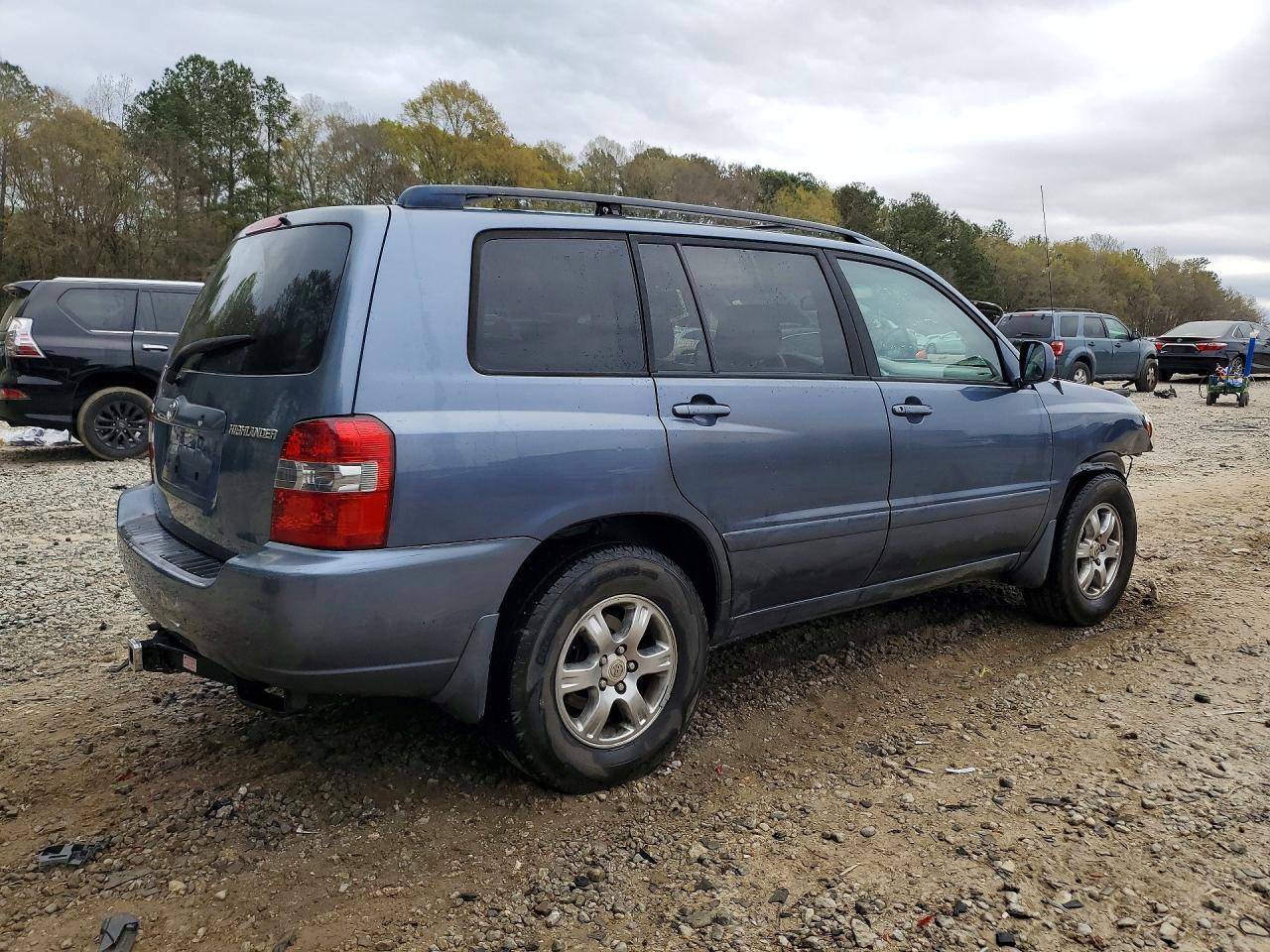 2005 TOYOTA HIGHLANDER