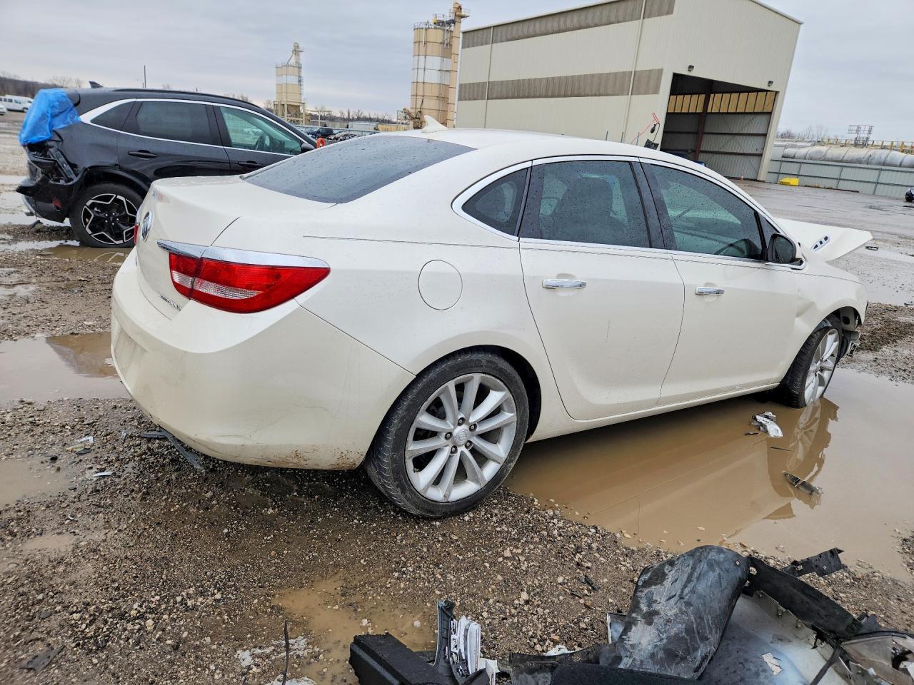 2014 BUICK VERANO
