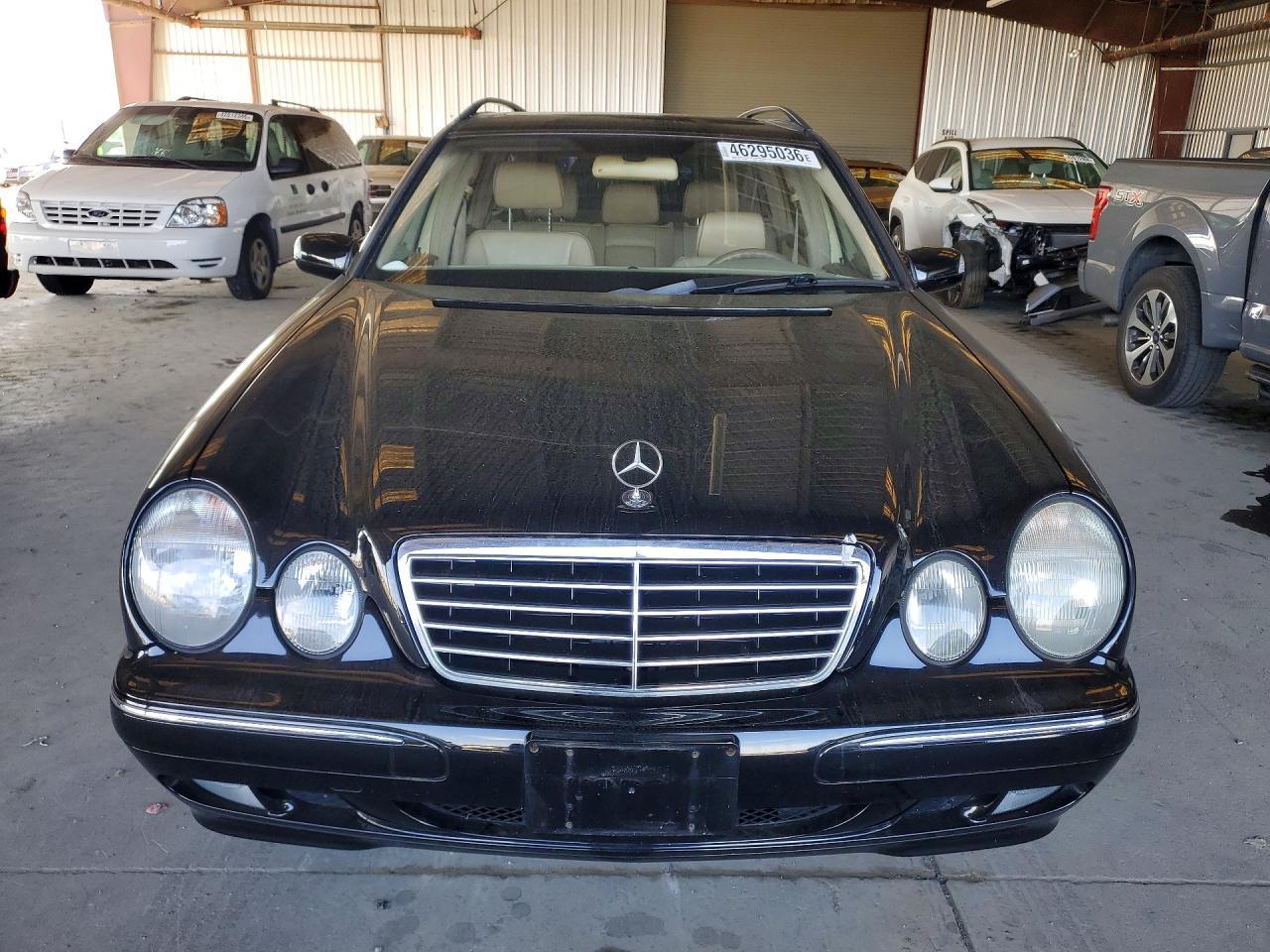 2001 MERCEDES-BENZ E-Class