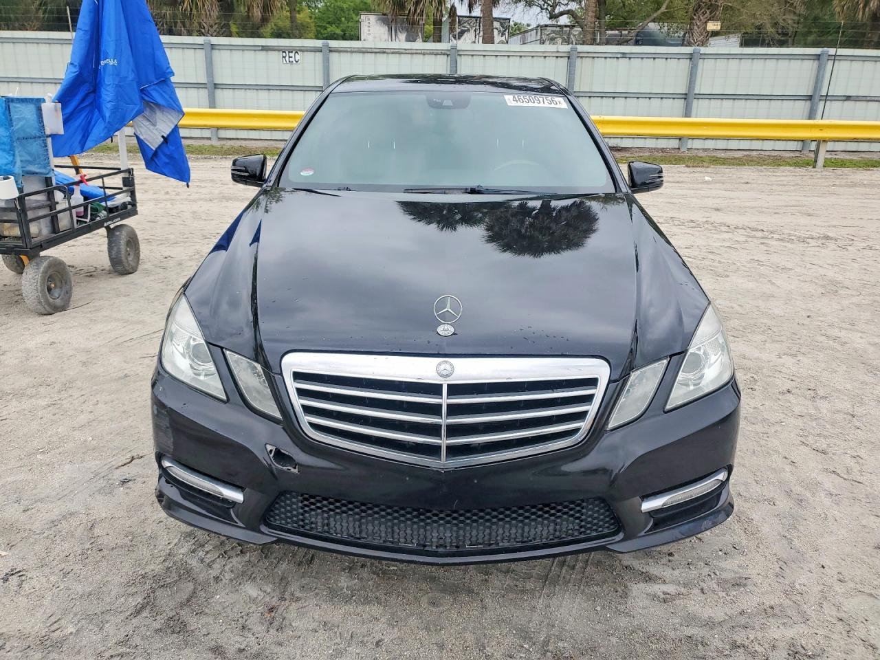 2013 MERCEDES-BENZ E-Class