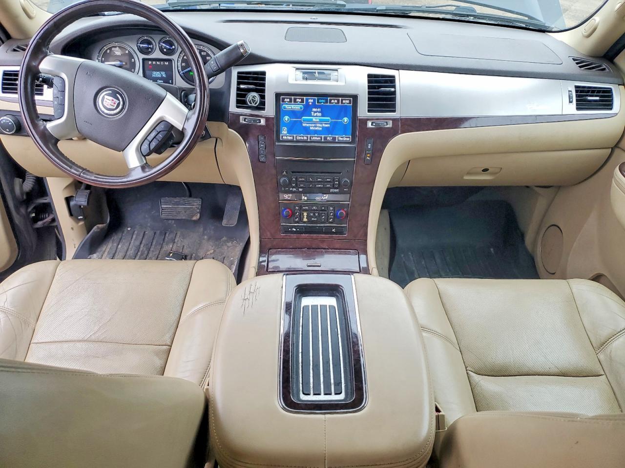 2014 CADILLAC Escalade ESV