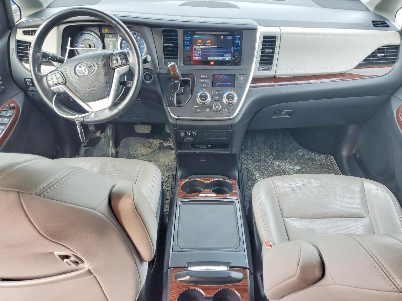2015 TOYOTA SIENNA