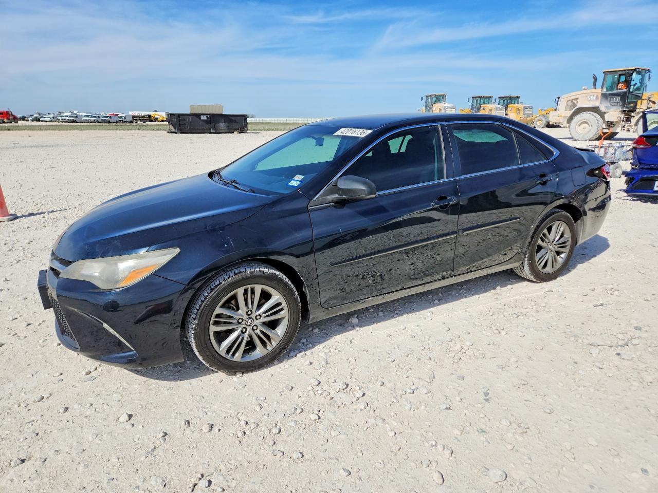 2017 TOYOTA CAMRY