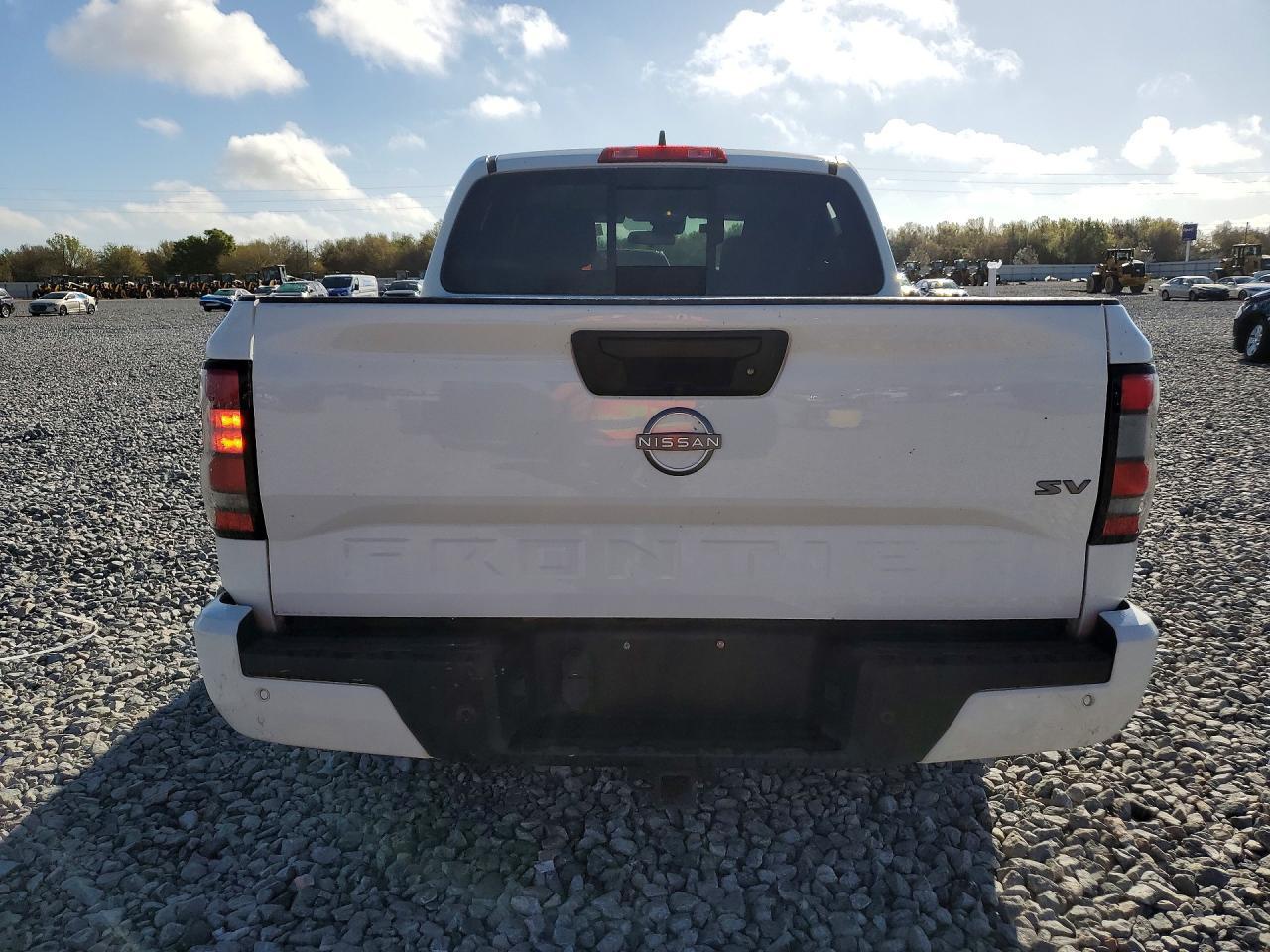 2023 NISSAN Frontier