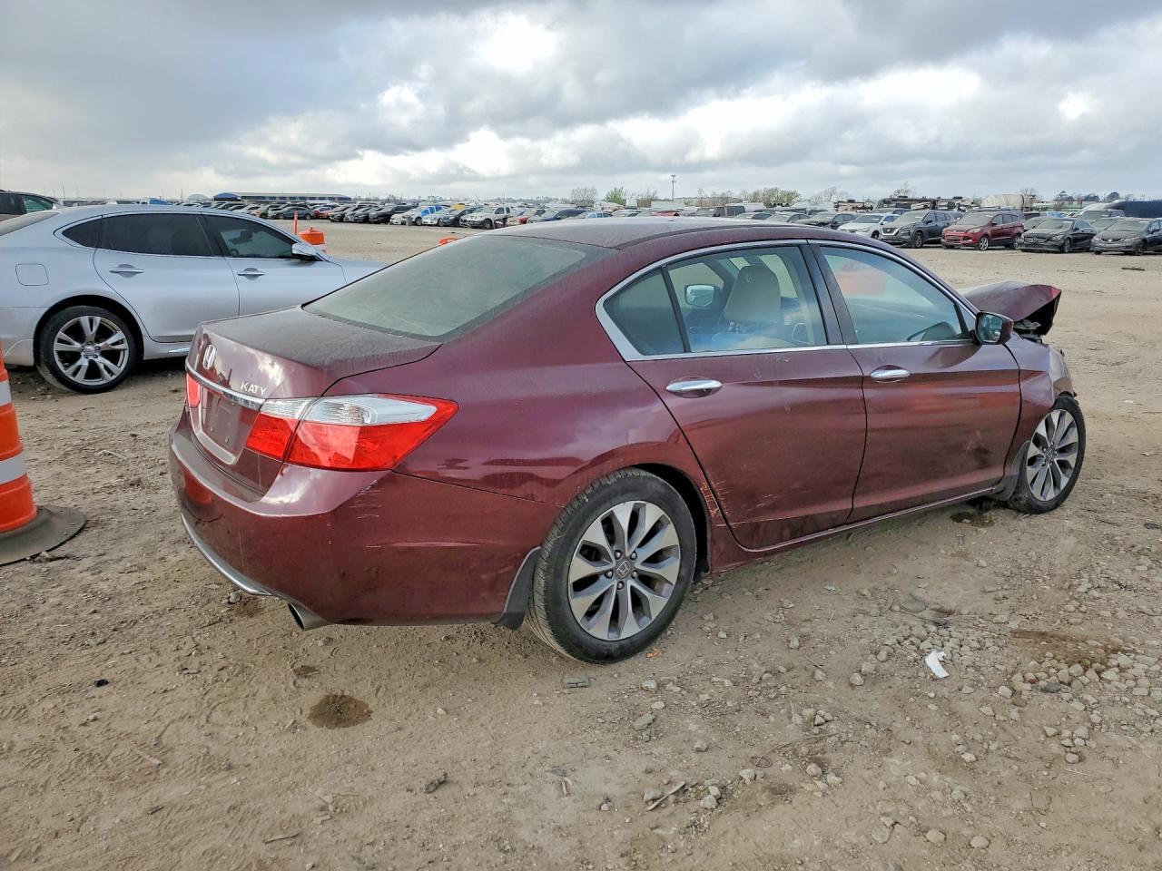 2015 HONDA ACCORD