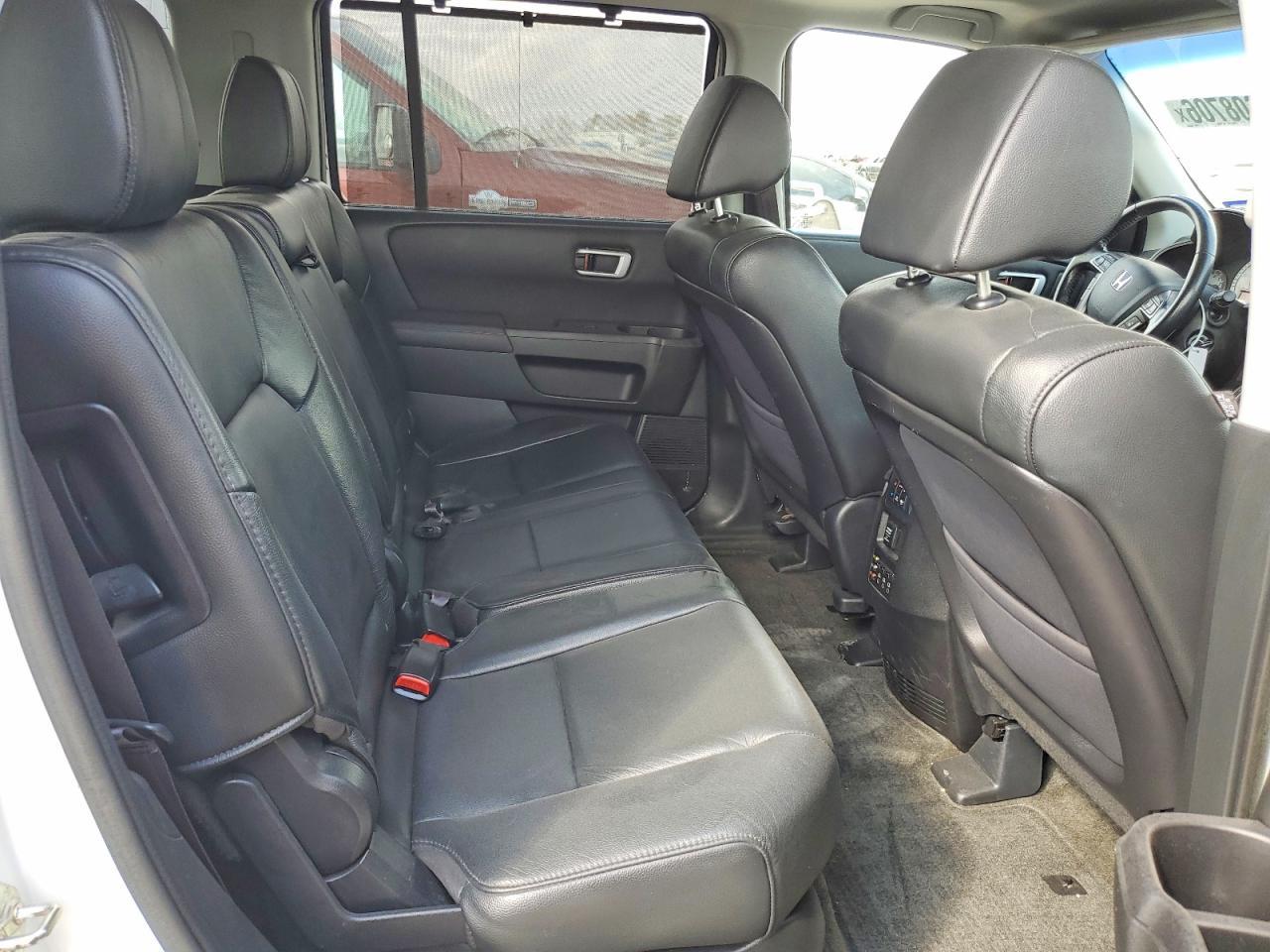 2015 HONDA PILOT