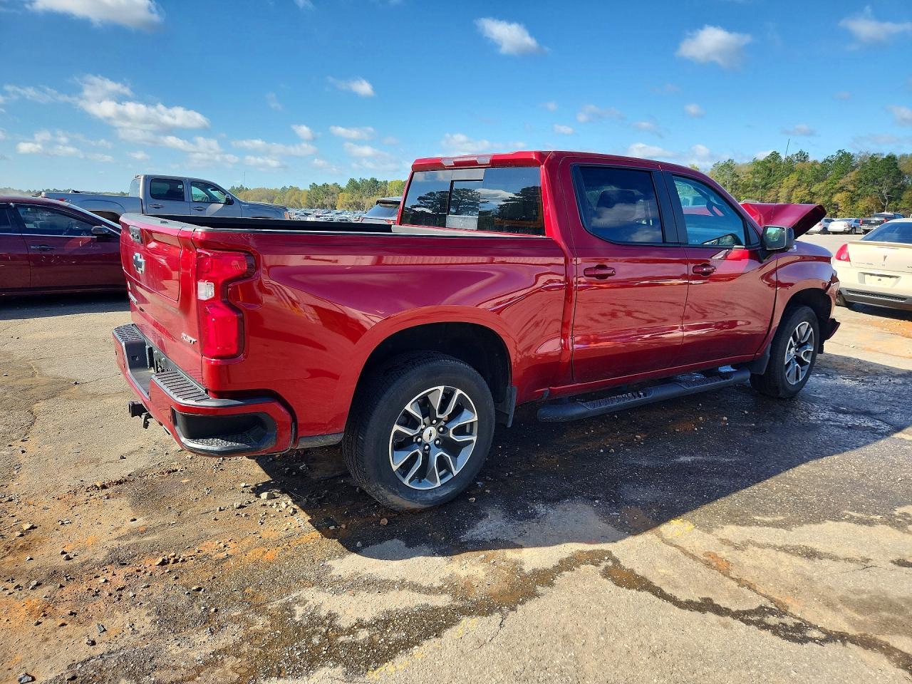 2024 CHEVROLET Silverado