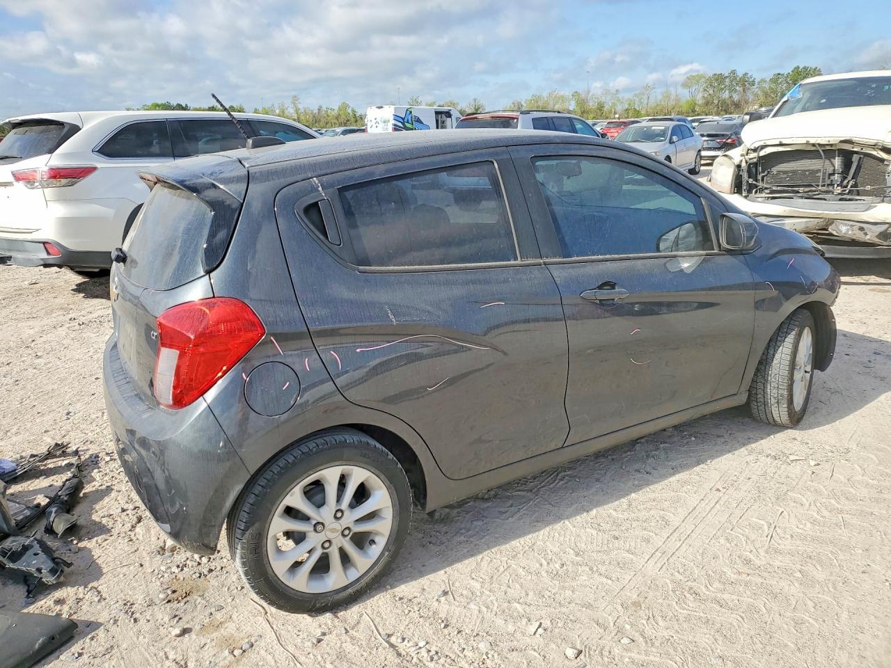 2020 CHEVROLET Spark