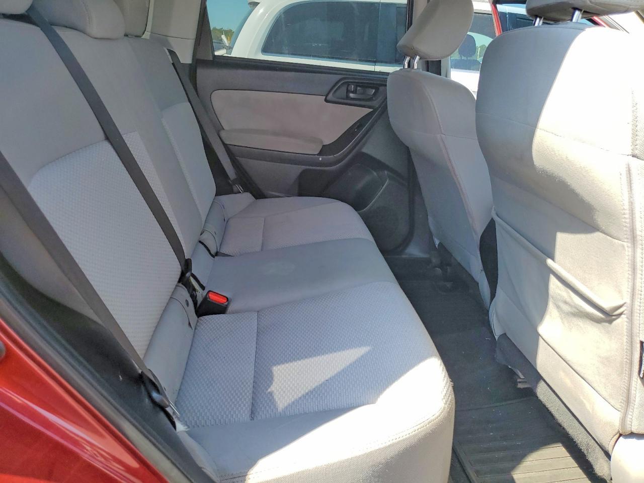 2015 SUBARU FORESTER