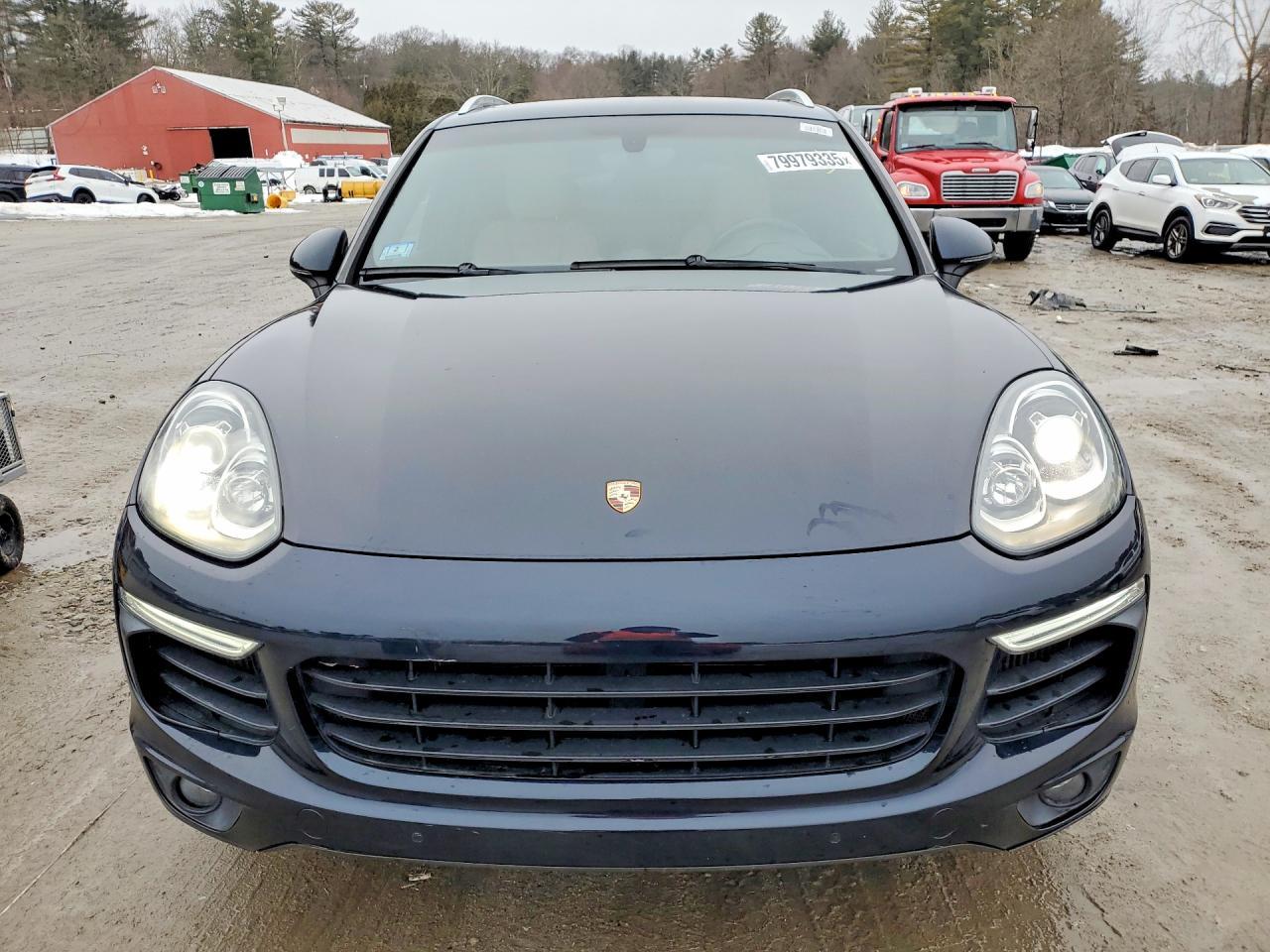 2016 PORSCHE CAYENNE