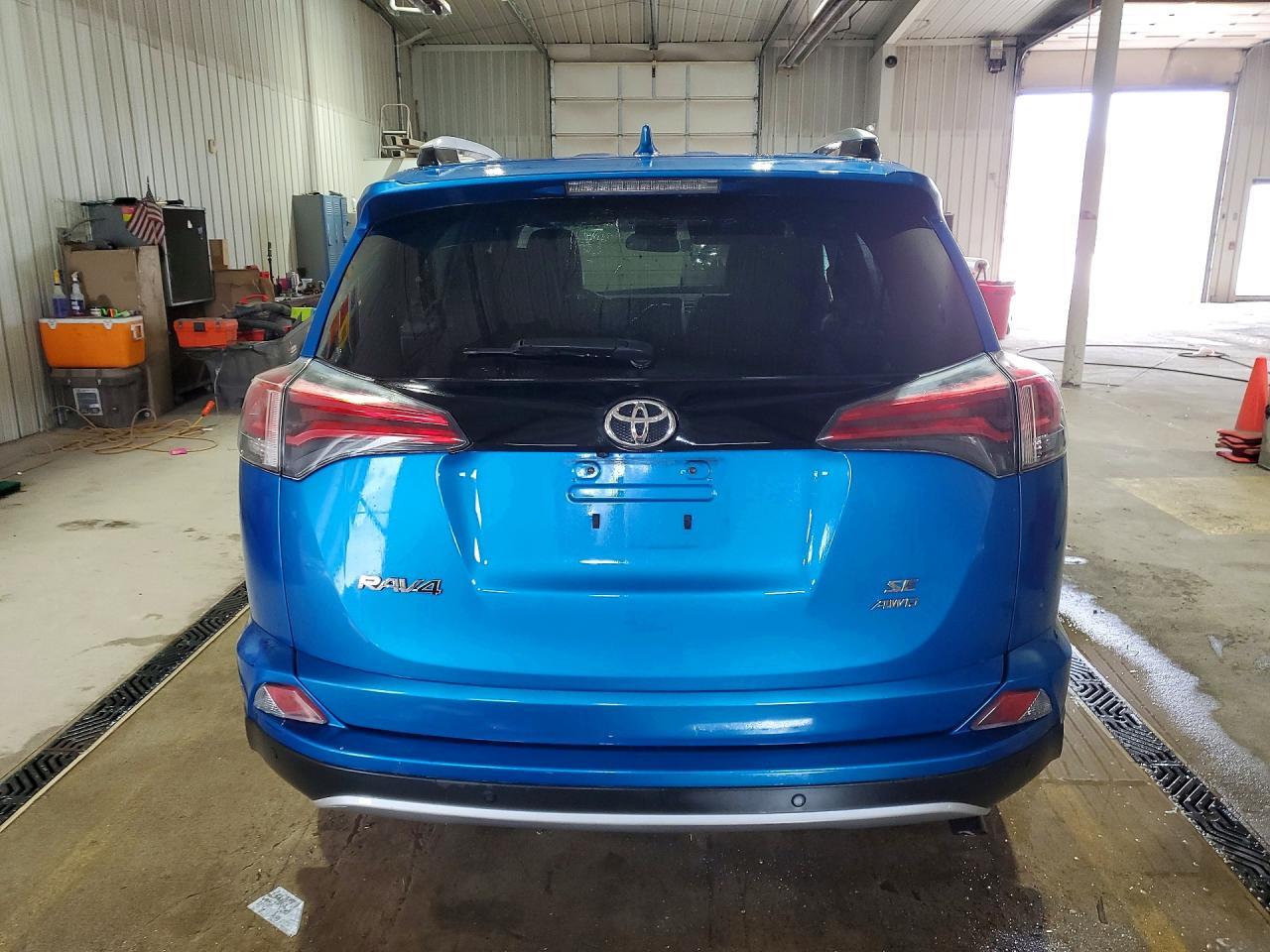 2016 TOYOTA RAV4