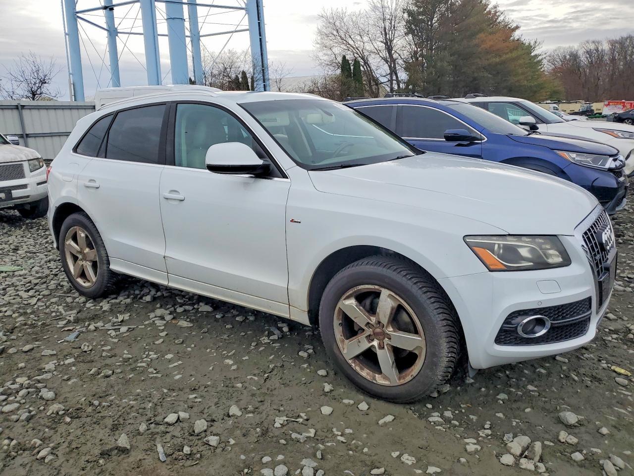 2012 AUDI Q5
