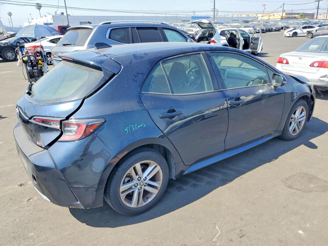 2019 TOYOTA COROLLA