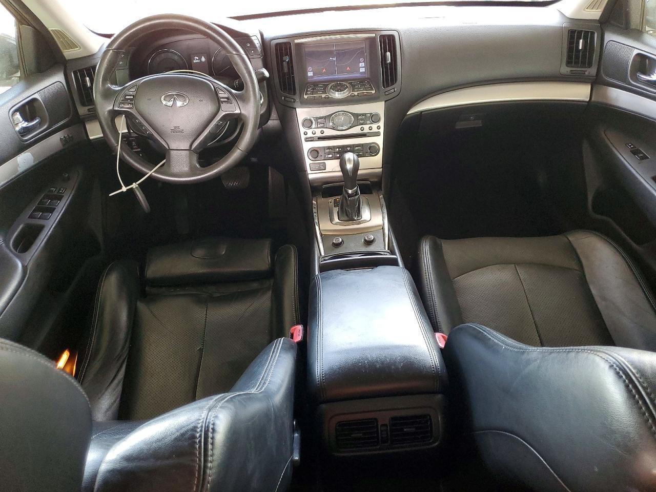 2013 INFINITI G37