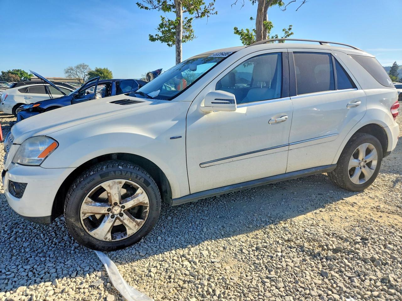 2011 MERCEDES-BENZ ML-Class