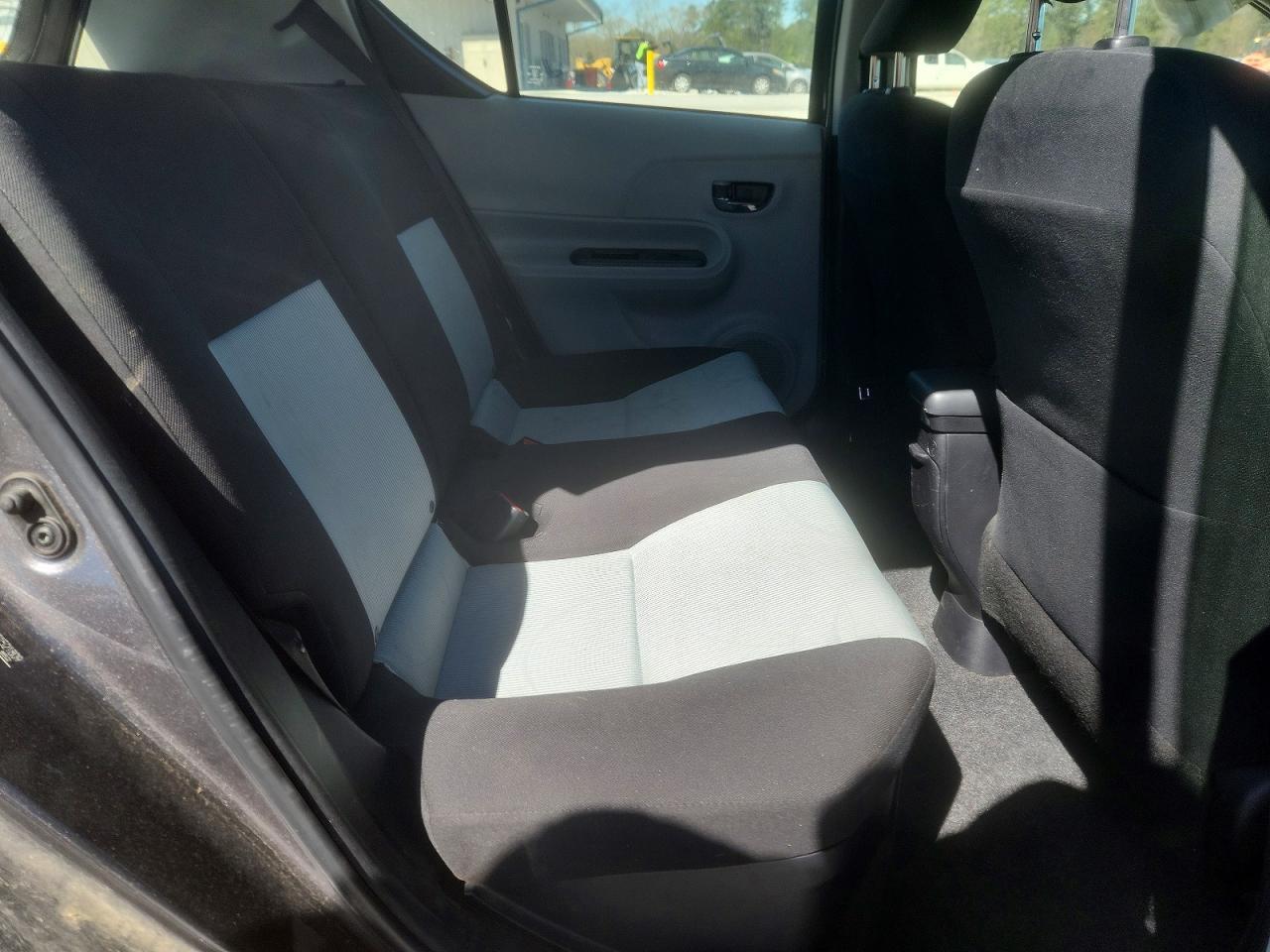 2012 TOYOTA Prius c