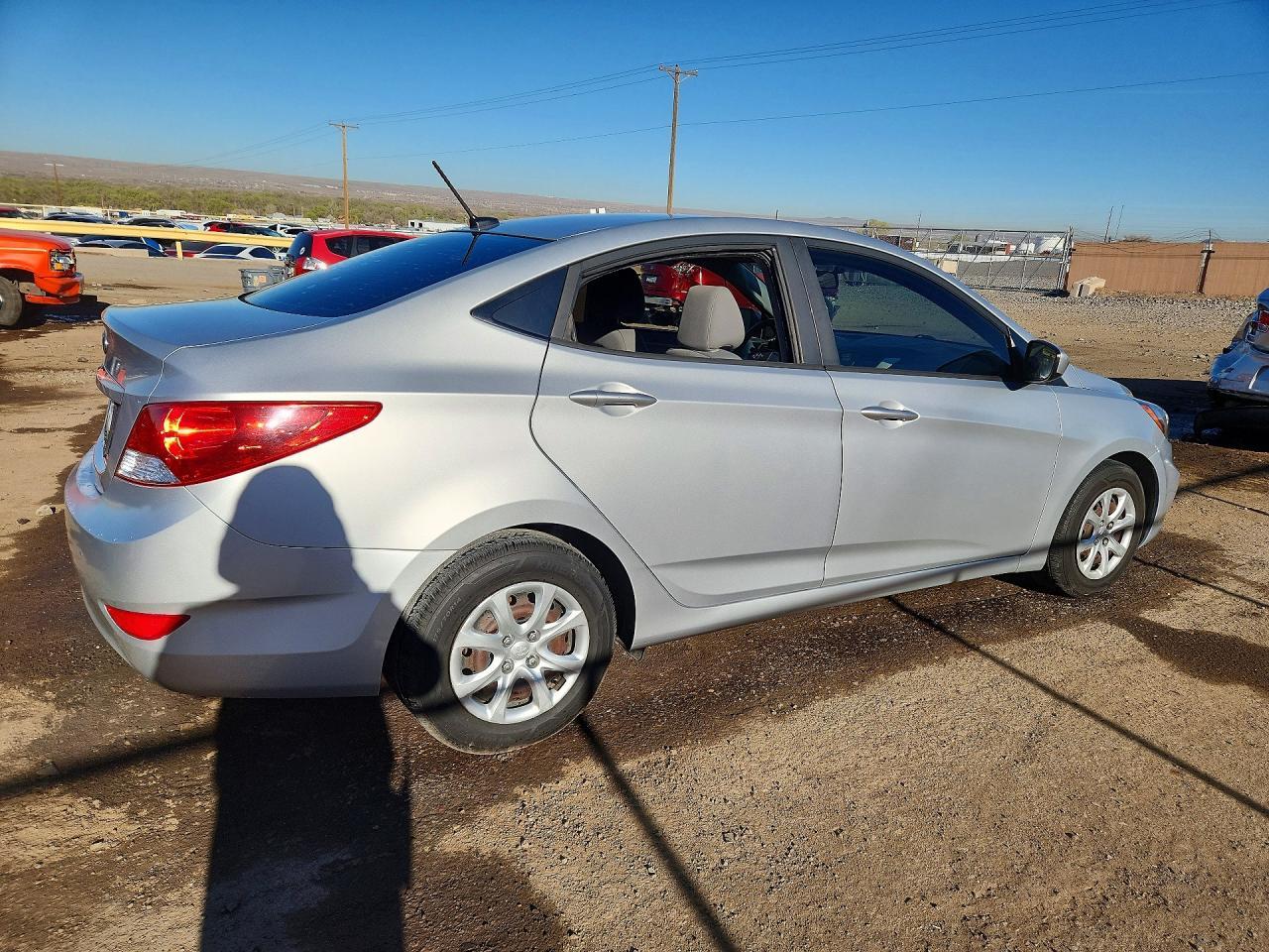 2014 HYUNDAI ACCENT
