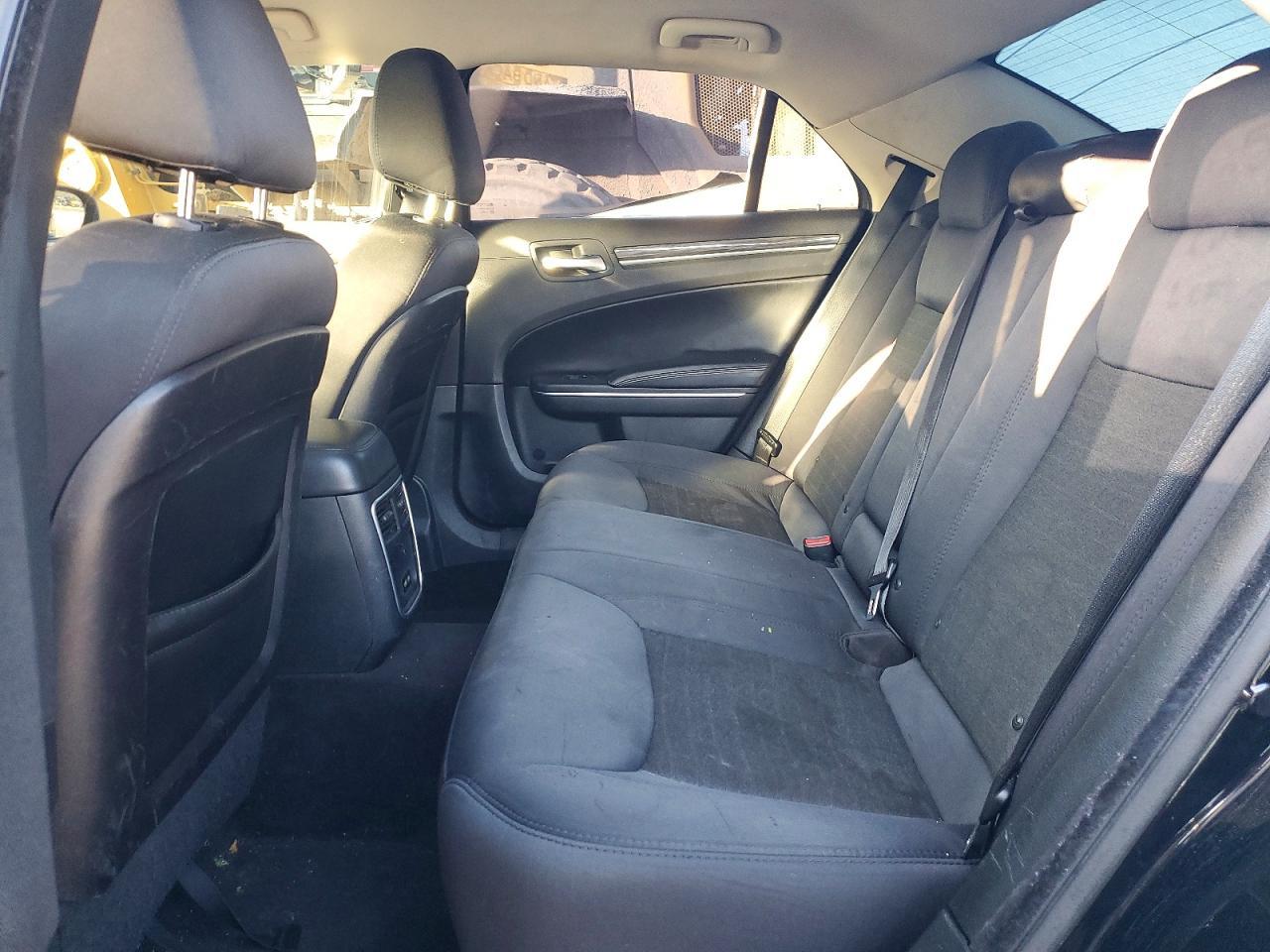 2018 CHRYSLER 300