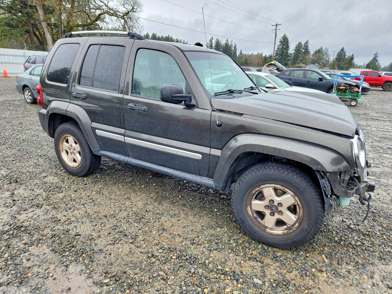 2005 JEEP Liberty