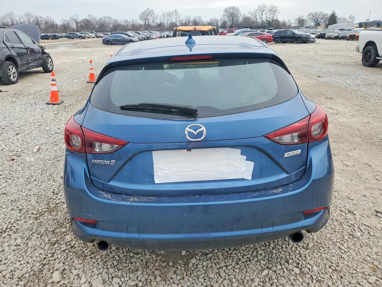 2018 MAZDA 3