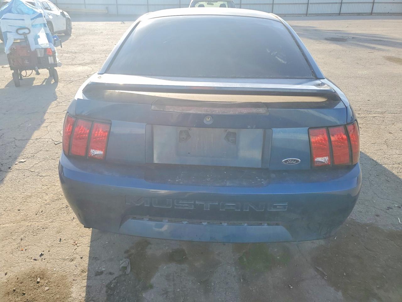 2000 FORD MUSTANG