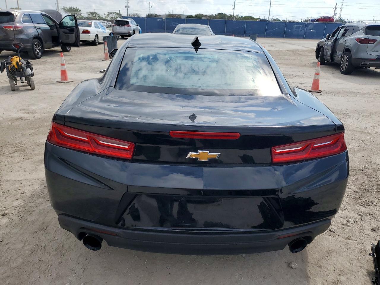 2018 CHEVROLET Camaro