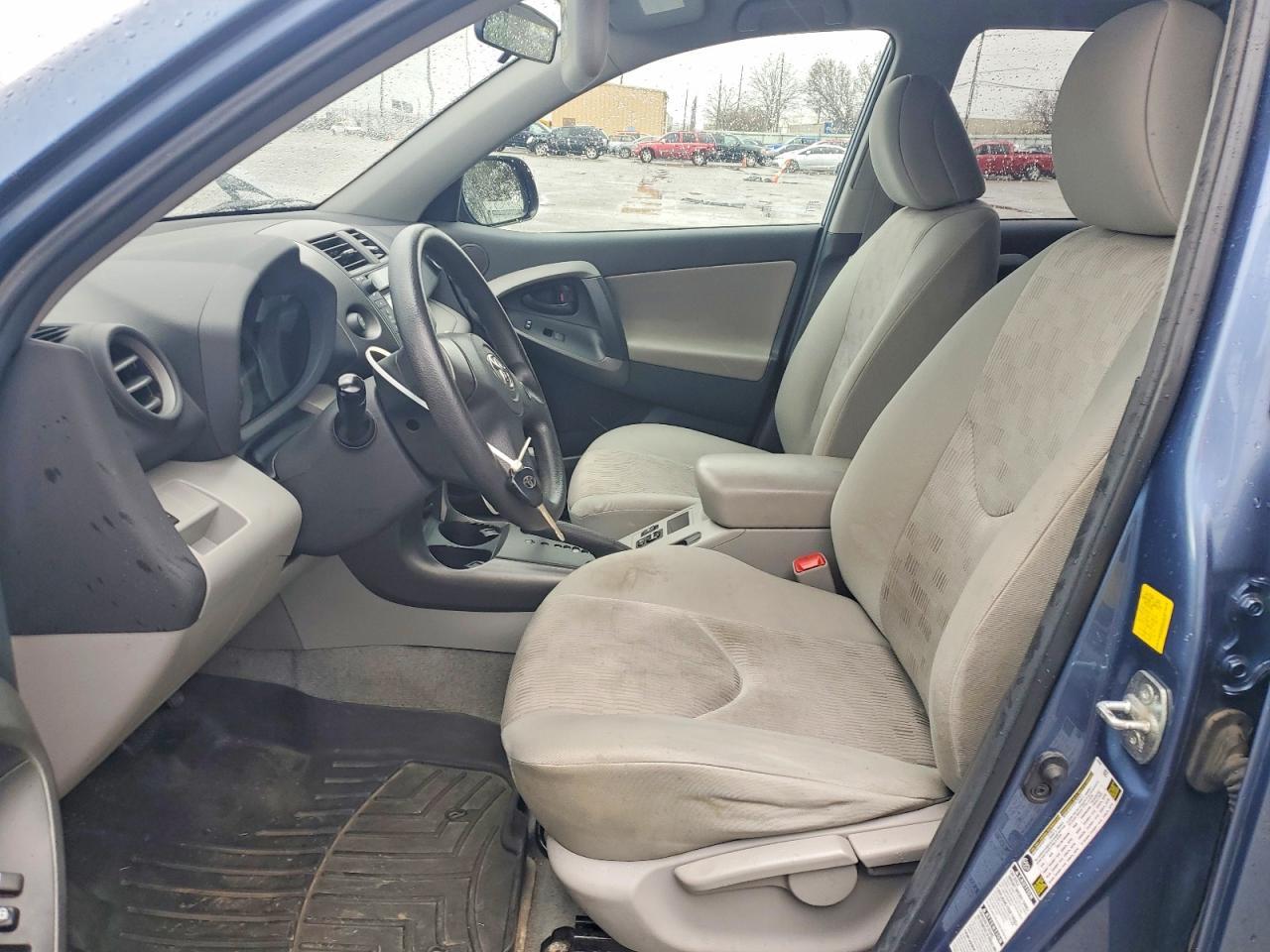 2011 TOYOTA RAV4