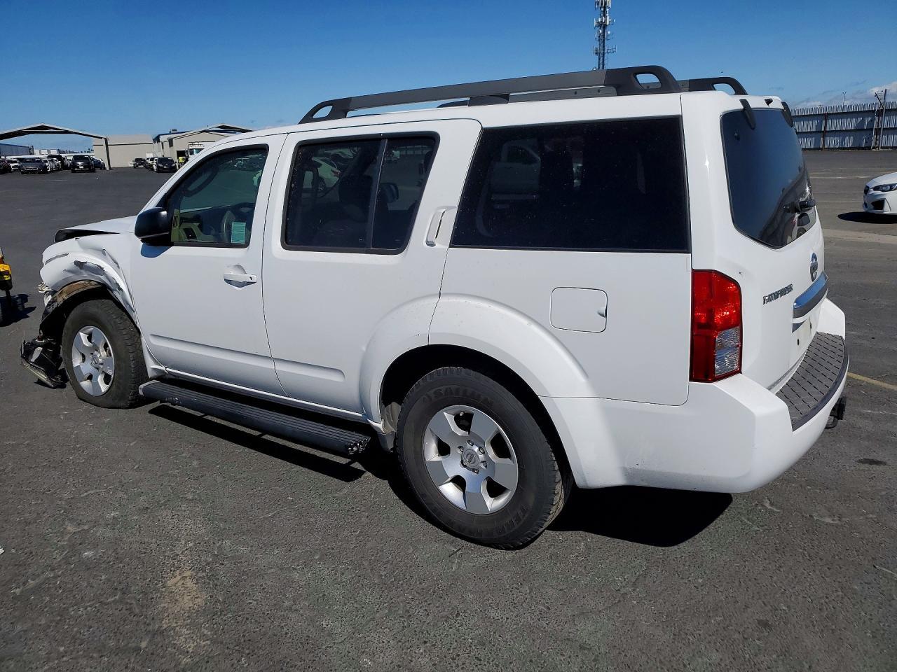 2012 NISSAN PATHFINDER