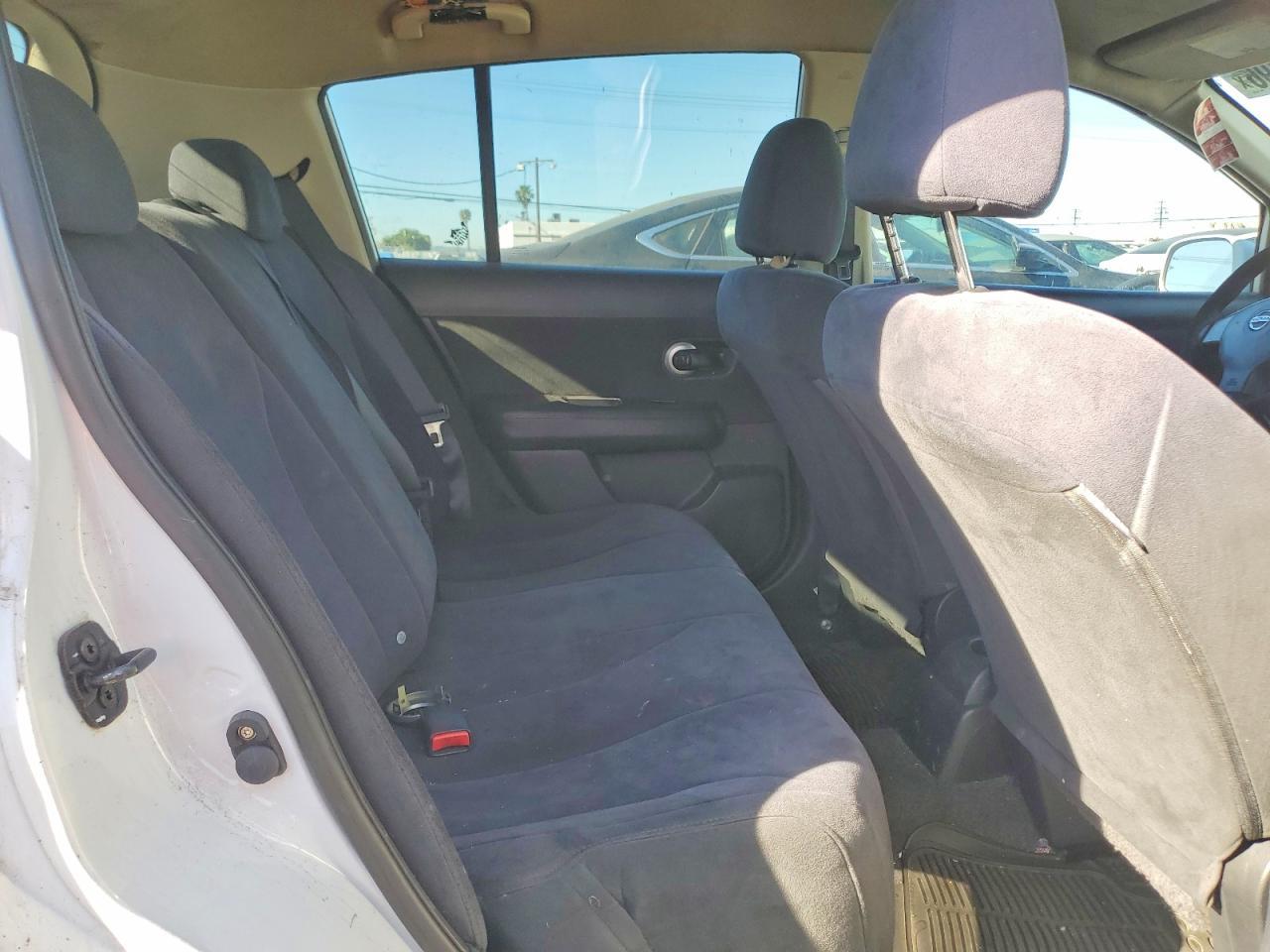 2008 NISSAN VERSA