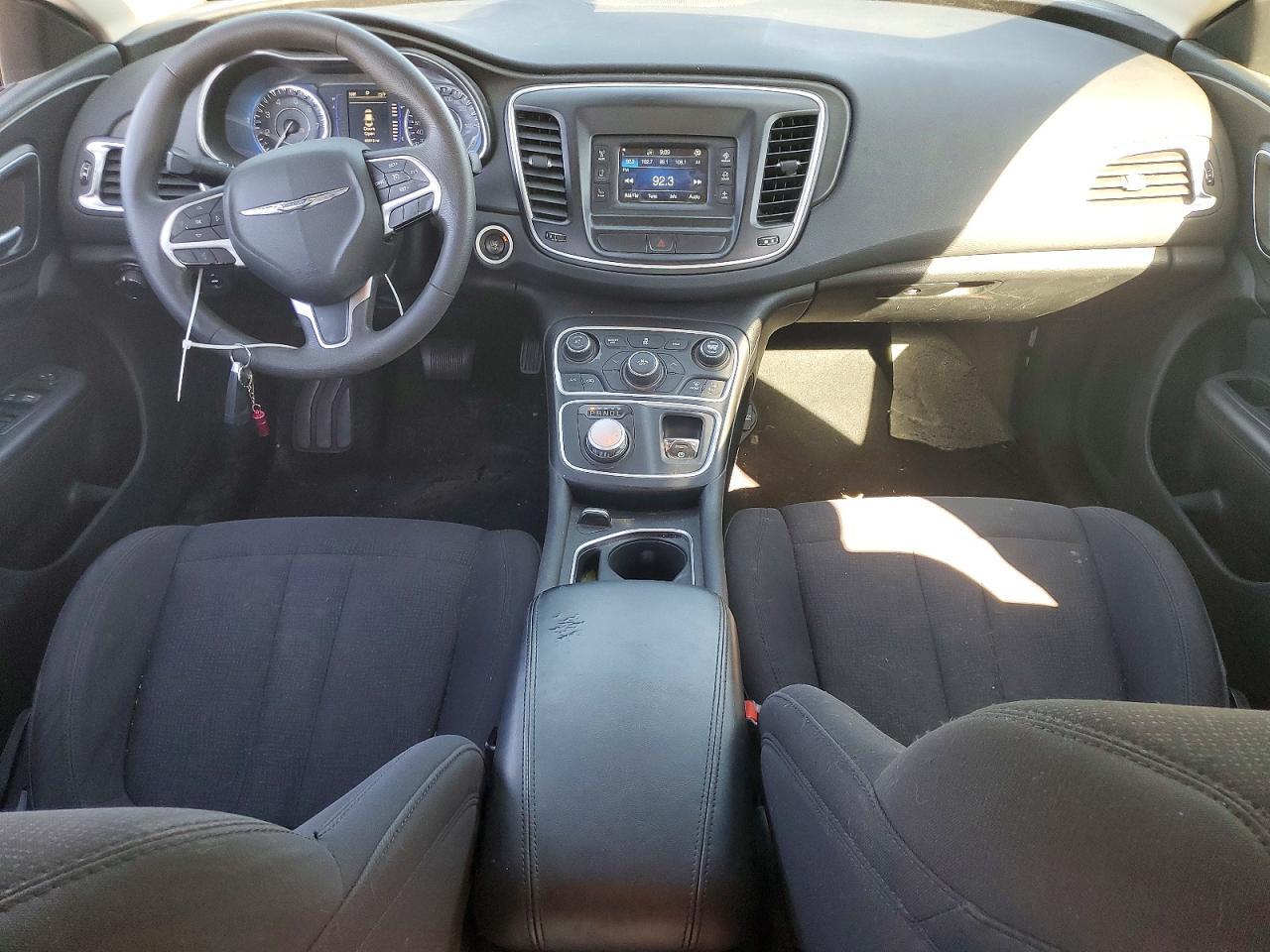 2016 CHRYSLER 200