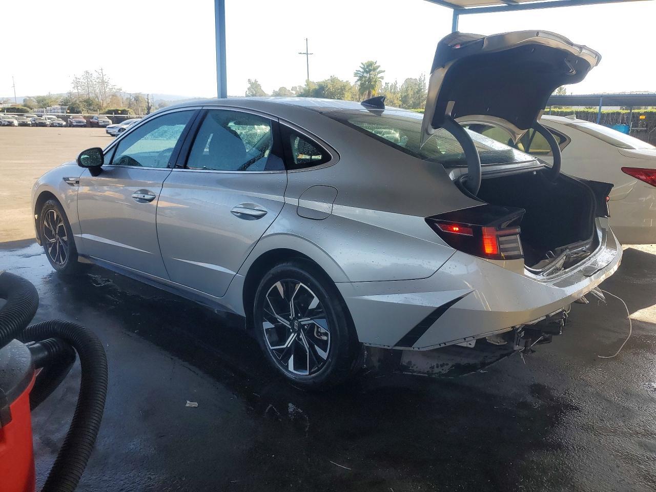 2025 HYUNDAI SONATA