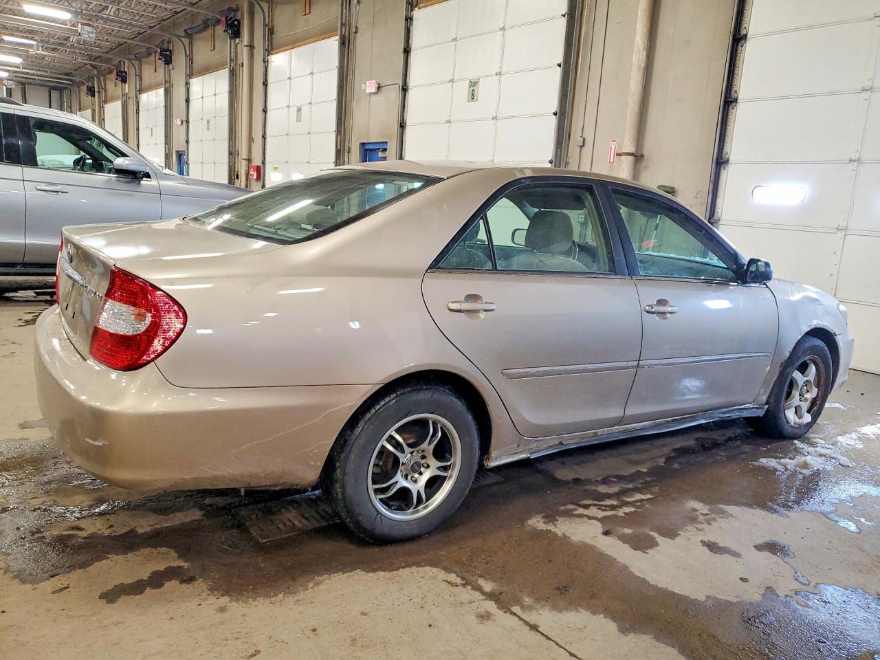 2002 TOYOTA CAMRY