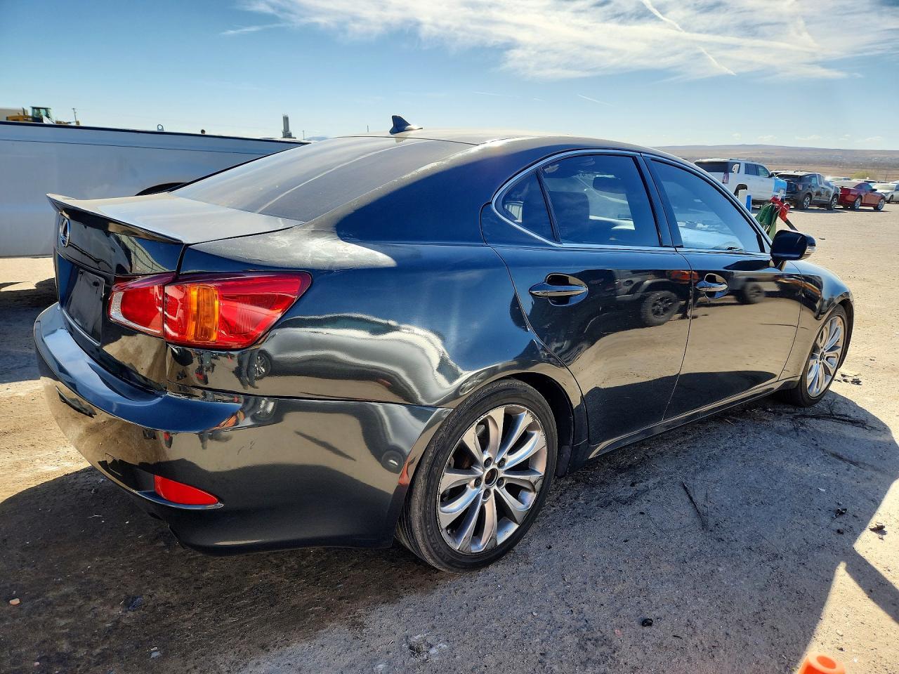 2010 LEXUS Is