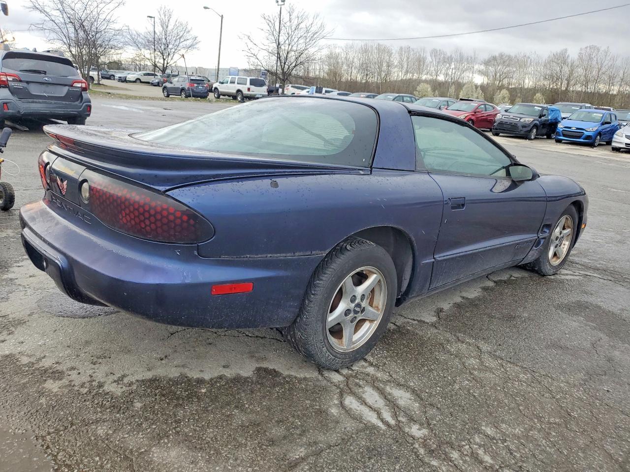 2002 PONTIAC Firebird