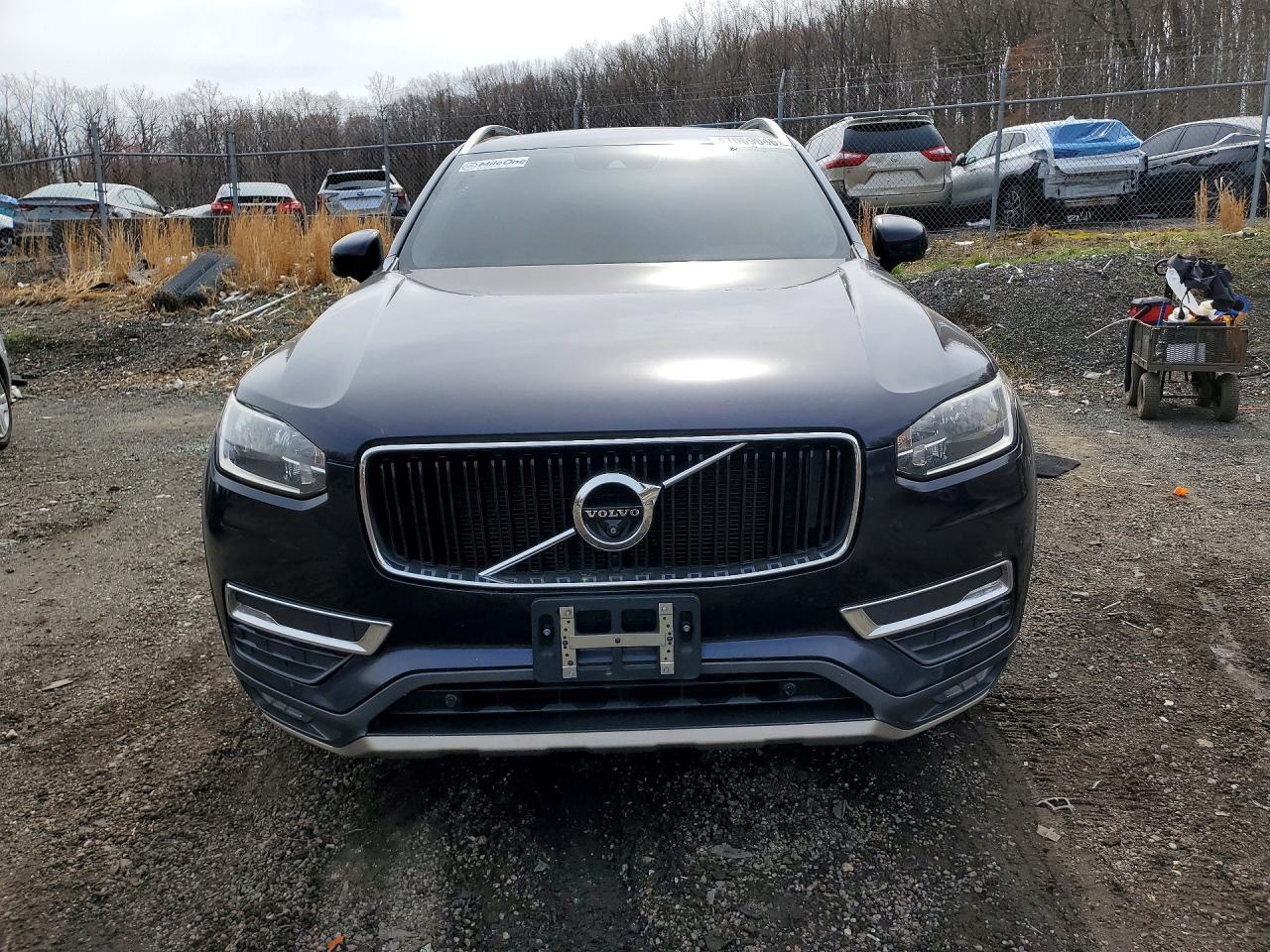 2016 VOLVO XC90