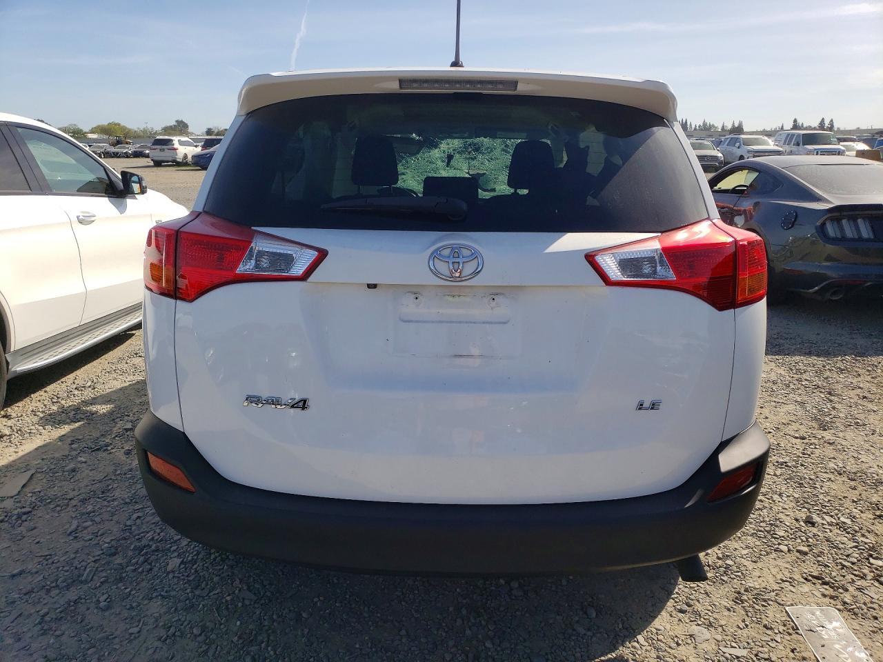 2015 TOYOTA RAV4