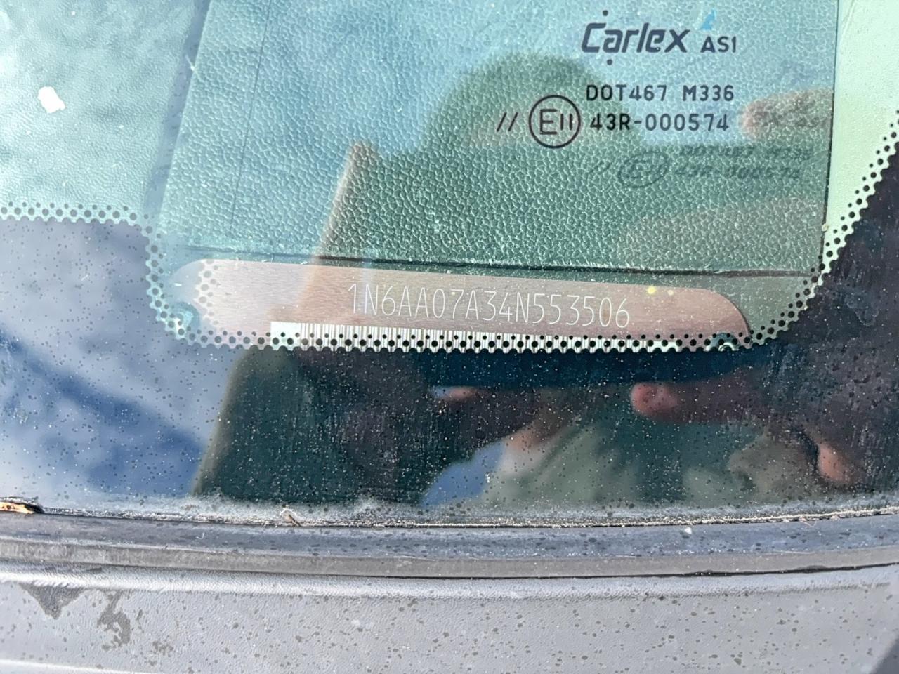 2004 NISSAN Titan