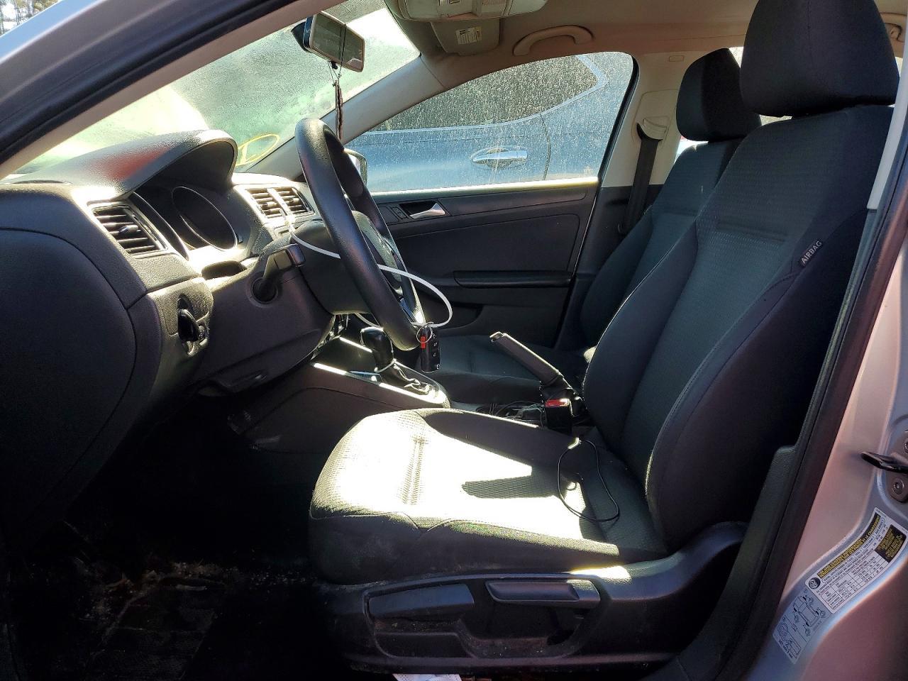 2015 VOLKSWAGEN JETTA