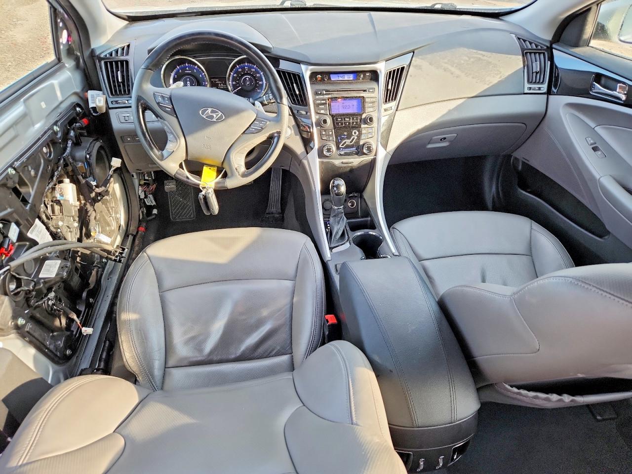 2012 HYUNDAI SONATA