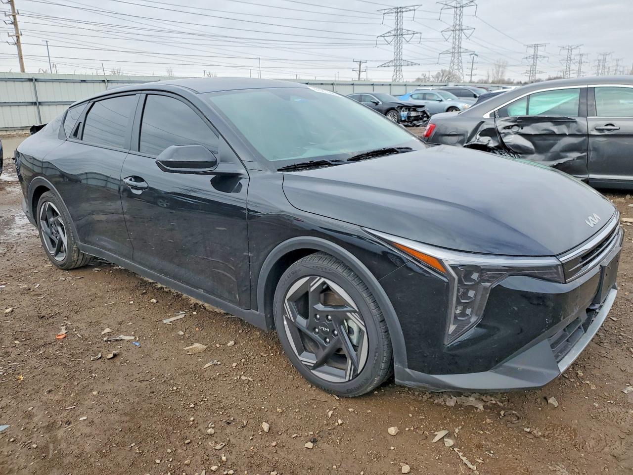 2025 KIA K4